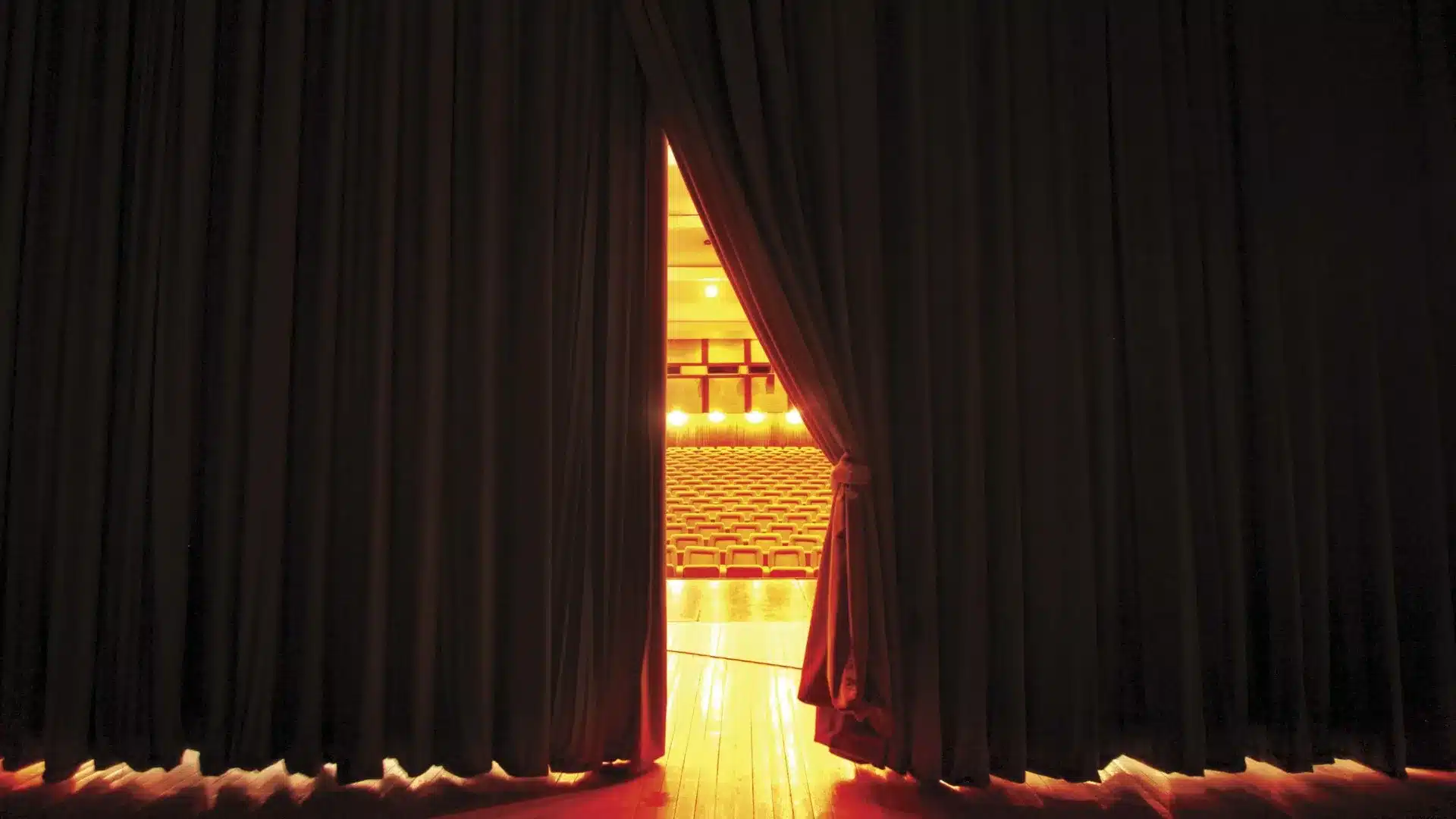 Artistas Unidos présentent "L'interrogatoire", de Jamie Armitage.