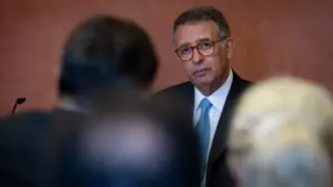 Assurance condamne l'attaque aux États-Unis et "exprime sa solidarité" avec Trump.