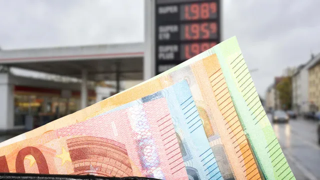 Attester ? Attendez ! Le prix du diesel enregistre une forte baisse demain