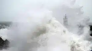 Aveiro, Coimbra, Leiria et Lisbonne en 'orange' en raison de l'agitation maritime