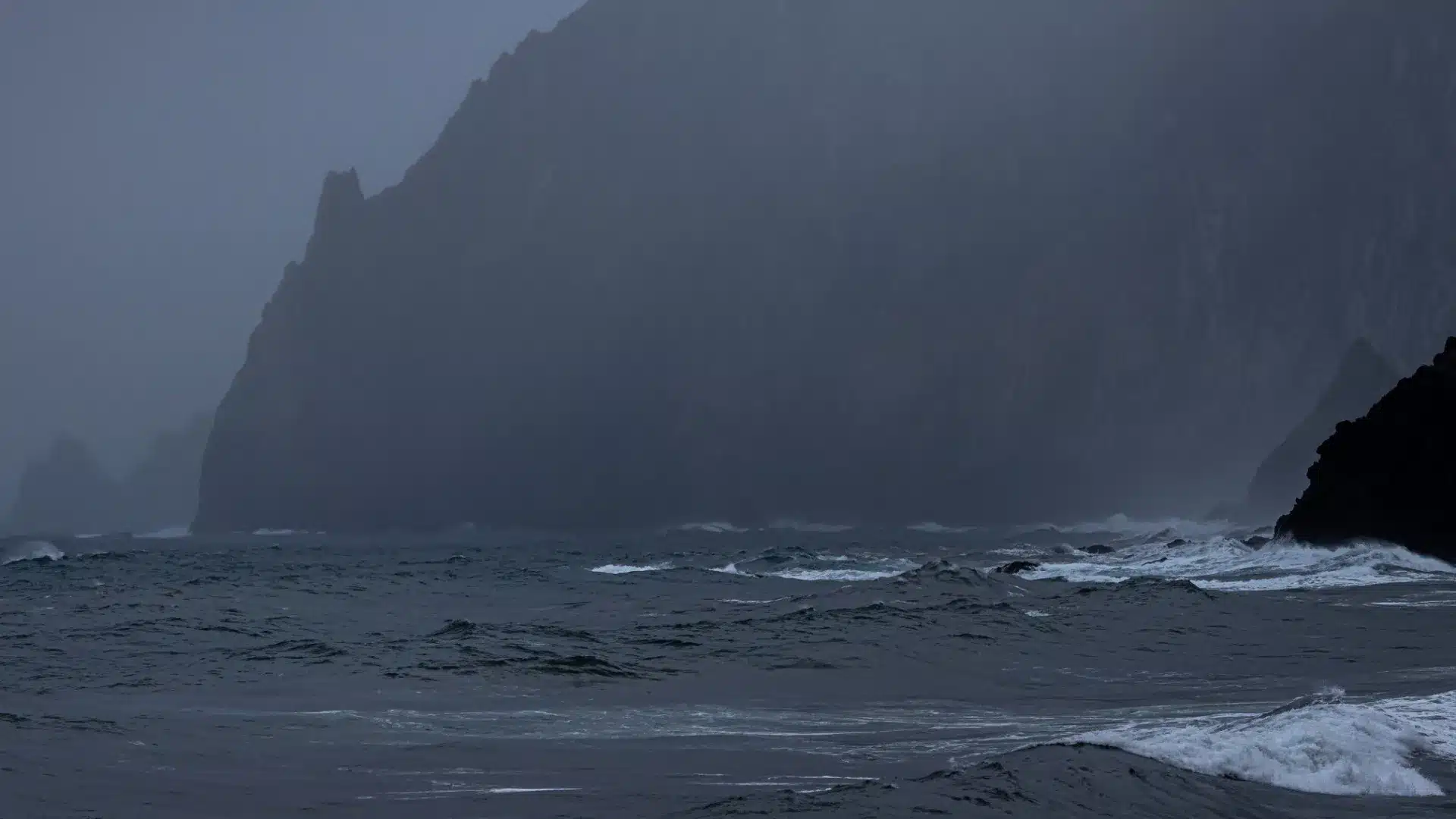 Avertissement d'agitation maritime forte annulé pour l'archipel de Madère