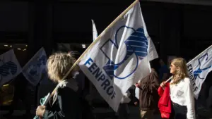 Fenprof rejette la révision du programme sans la participation des enseignants.