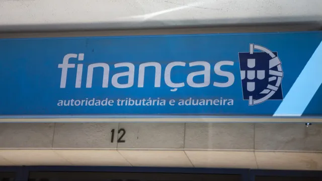 Fin des enveloppes-cartes ! AT adopte un nouveau modèle et commence déjà avec la note de l'IMI