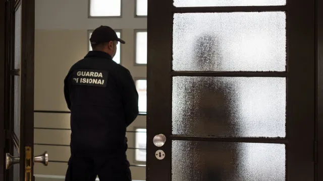 Garde pénitentiaire : Sur 526 chefs dans le cadre, seulement 231 sont en activité.