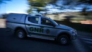 Homme arrêté à Amares pour injure et menace devant les militaires