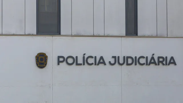 Homme blessé par balle à Portalegre hors de danger. Suspect encore en fuite.