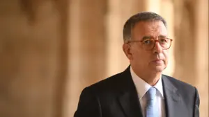 Il est important que tous, tous, tous, se réengagent dans l'action.