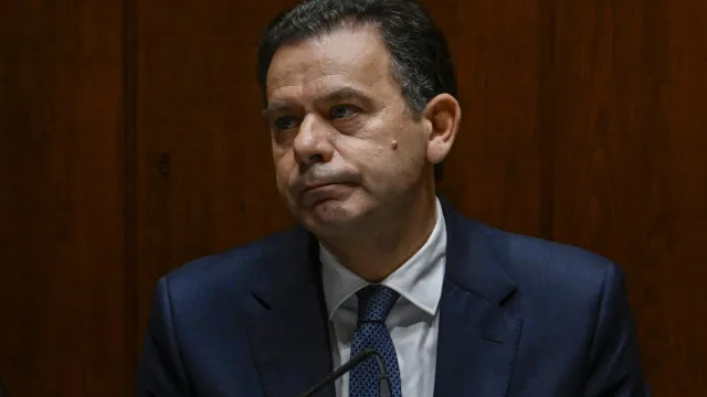 Je condamne fermement la tentative d'attentat contre Trump.