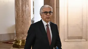 Je n'accorde aucune présomption de minorité aux juges de la Cour constitutionnelle.