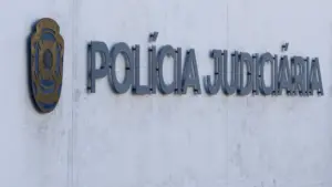 Jeune fille de 20 ans violée par un voisin et ami de la famille à Santo Tirso.