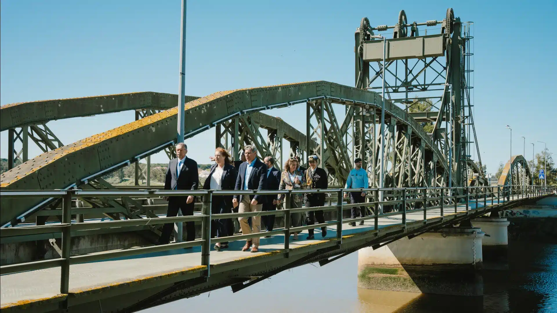 Jeunes professionnels demandent à Seguro d'insister sur le pacte pour la santé