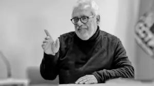 José Santa-Bárbara est mort. Il a créé des couvertures pour José Afonso et le logo de la CP.