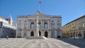 La Câmara de Lisbonne discute un nouveau plan pour l'intégration des migrants.