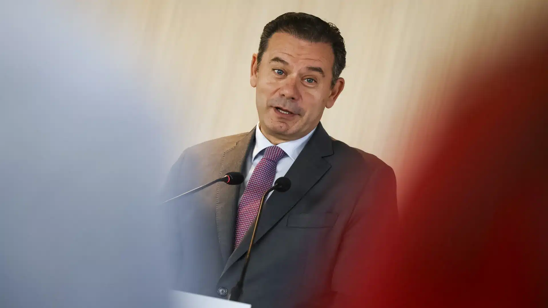 La fin du visa préalable vise à éliminer la "peur des maires de décider".