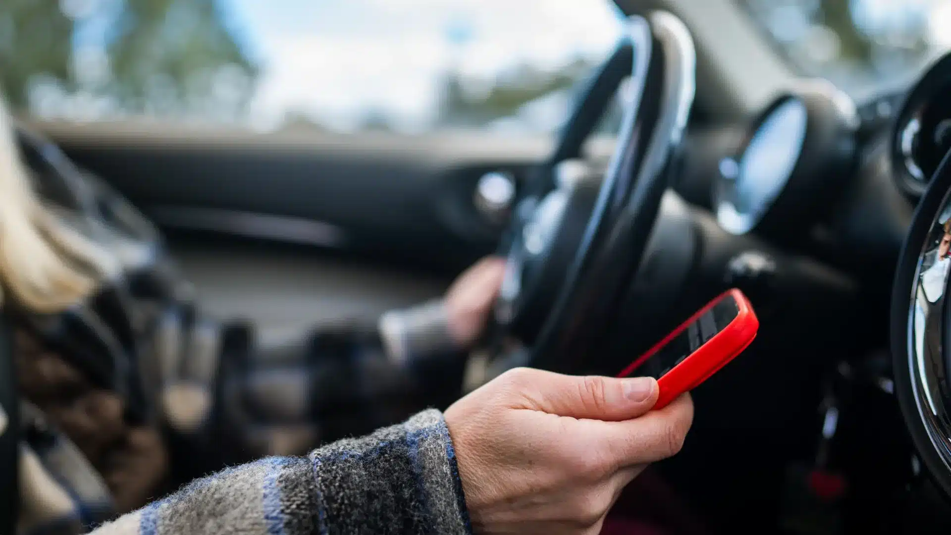 La GNR a attrapé 40 mille conducteurs au téléphone portable en 3 ans. 50 par jour.