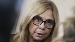 La ministre de la Santé a voulu arrêter la vaccination des enfants contre la Covid-19.