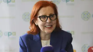 La ministre de l'Environnement défend le modèle de cogestion du bassin du Mondego.