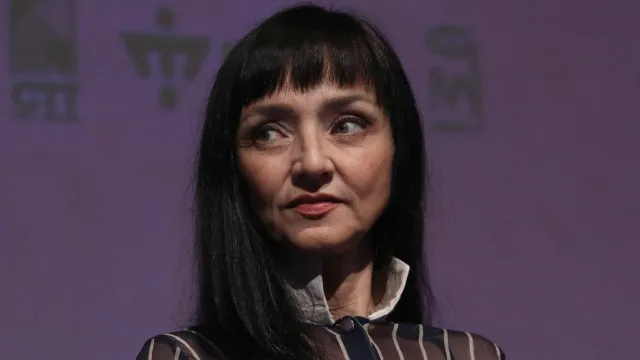 L'actrice Maria de Medeiros enregistre l'œuvre de Francisco de Lacerda.