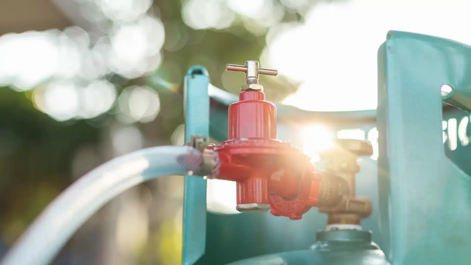 L'ANAREC demande une TVA de 6 % sur les bouteilles de gaz et lance un avertissement.