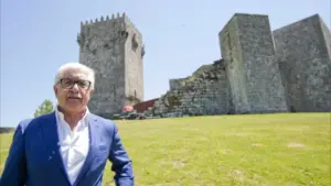 L'ancien maire de Montalegre a commencé à être jugé et ne parle pas à ce stade.