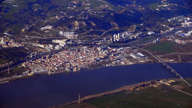 L'association craint que Vila Franca perde des fonds, la municipalité dit qu'elle est en train d'exécuter.