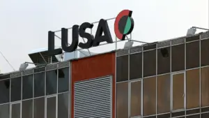 Le CR da Lusa rejette le "comportement antidémocratique" de l'édile de Coimbra.