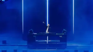 Le DJ et producteur David Guetta présente en Portugal le spectacle "The Monolith"