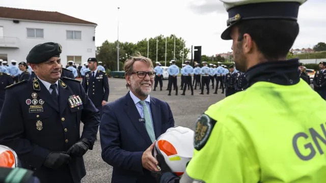 Le gouvernement admet des "contraintes" dans le contrôle des frontières à Lisbonne.