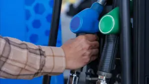 Le gouvernement veut réduire les limites de la taxe sur les carburants jusqu'au 30 juin.