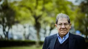 Le livre "Premier Poème" réunit les derniers poèmes de Nuno Júdice.