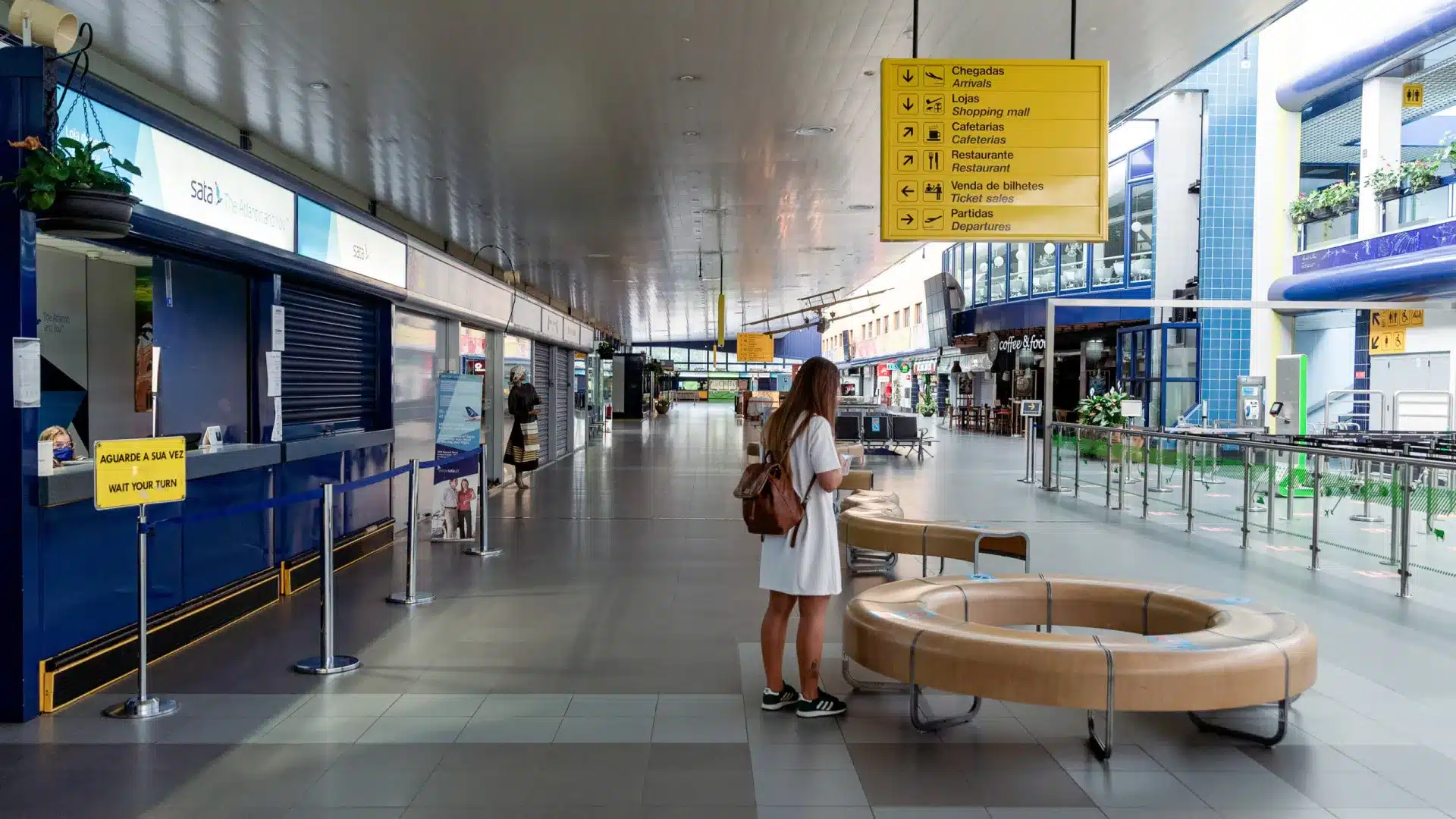 Le nombre de passagers débarqués aux Açores continue de baisser en mars.