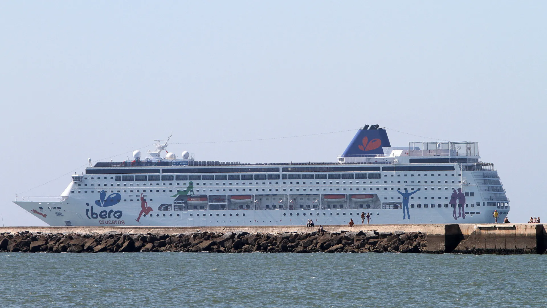 Le port de Portimão retrouve les conditions pour accueillir des navires de croisière.