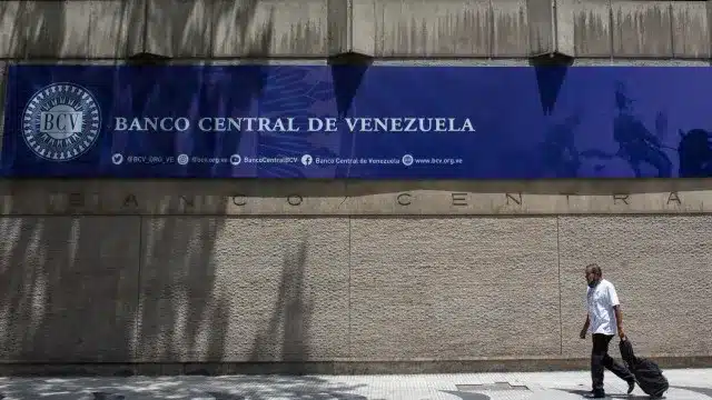 Le président de la banque centrale vénézuélienne démissionne.