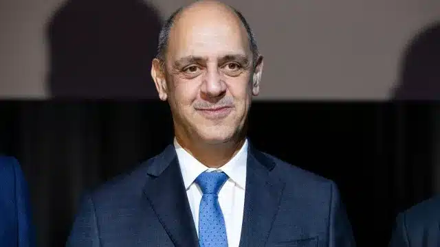 Le retard dans le concours d'hélicoptères "n'était pas dû à l'absence de ressources".