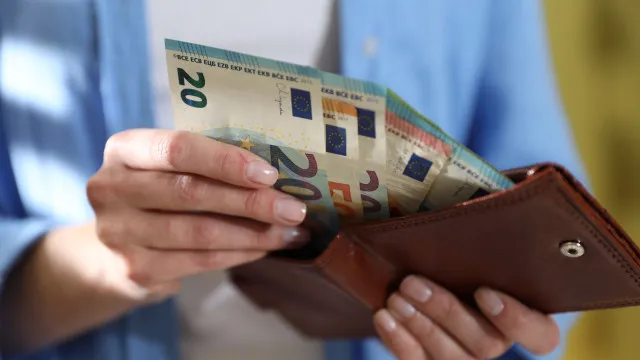 Le salaire annuel moyen des Portugais est de 38 % inférieur à la moyenne de l'UE.