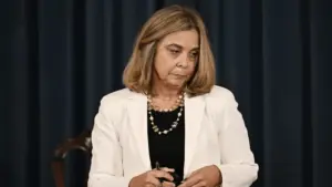 Le SNS n'a jamais donné une réponse aussi intense qu'en ce moment, dit la ministre de la Santé.