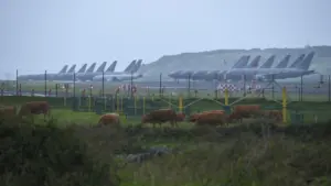 Le syndicat soutient que l'État doit demander une révision de l'accord de travail à Lajes.