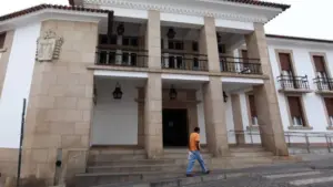 Le tribunal d'Évora condamne deux hommes pour vols et enlèvements.