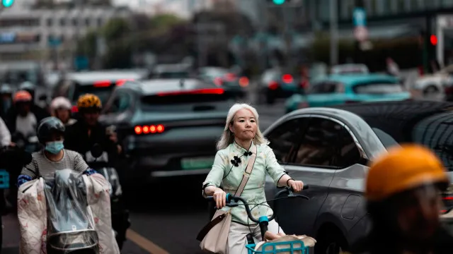 L'économie de la Chine croît de 5 % au premier trimestre de 2026.