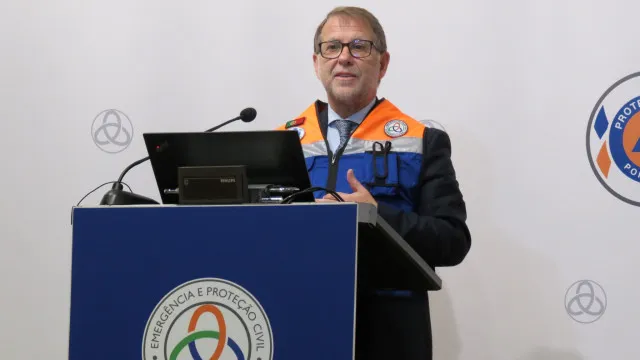 Les changements dans le SIRESP seront déjà "en partie" visibles cet été, assure le MAI.