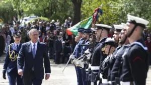 "Les combattants ne sont pas un sujet d'archives". Seguro veut que le gouvernement apporte une réponse.