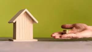 Les coûts de construction dépassent les coûts de la bureaucratie, révèle une enquête.