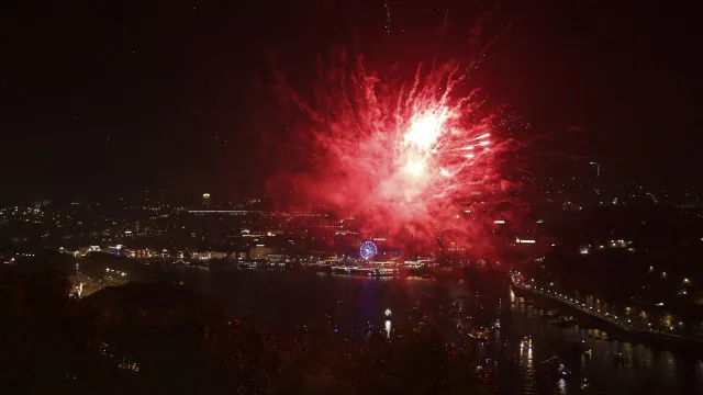 Les entreprises de pyrotechnie avertissent qu'elles ne supportent plus un été à l'arrêt.