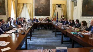 Les modifications de la loi du travail retournent aujourd'hui à la table de la Concertation Sociale.