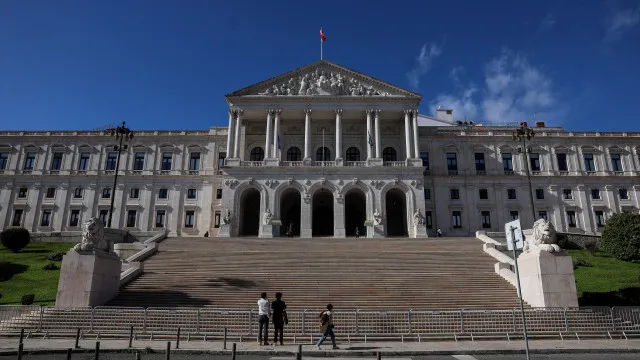 Les partis sont d'accord sur la thérapie phagique, mais demandent de la prudence.