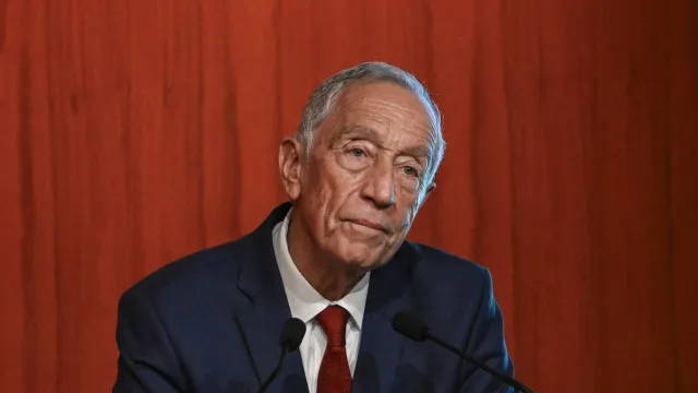 Marcelo considère "étrange" que Saramago soit retiré de la lecture dans les écoles.