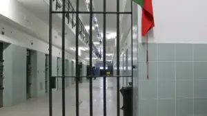 Mauvais traitements dans les prisons et restrictions aux manifestations pacifiques persistent au Portugal.
