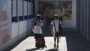 Ministère de l'Éducation ouvre un concours pour 1 406 techniciens spécialisés