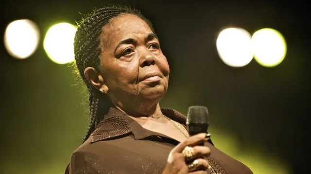 Morna de Cesária Évora a conduit un journaliste suédois à un voyage à travers la Macaronésie de la saudade.