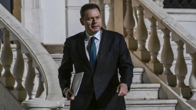 Musée sur le 25 avril ? "Il y aura ce qui est en discussion."